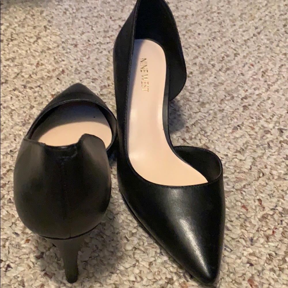 Never worn, brand new Nine West black heels